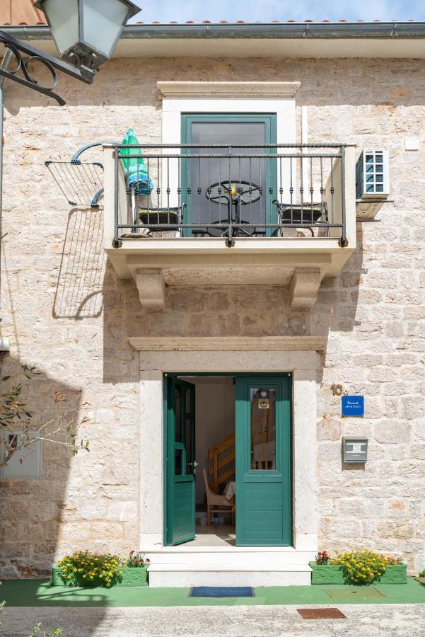 Bebe Apartment Vodice Exteriör bild