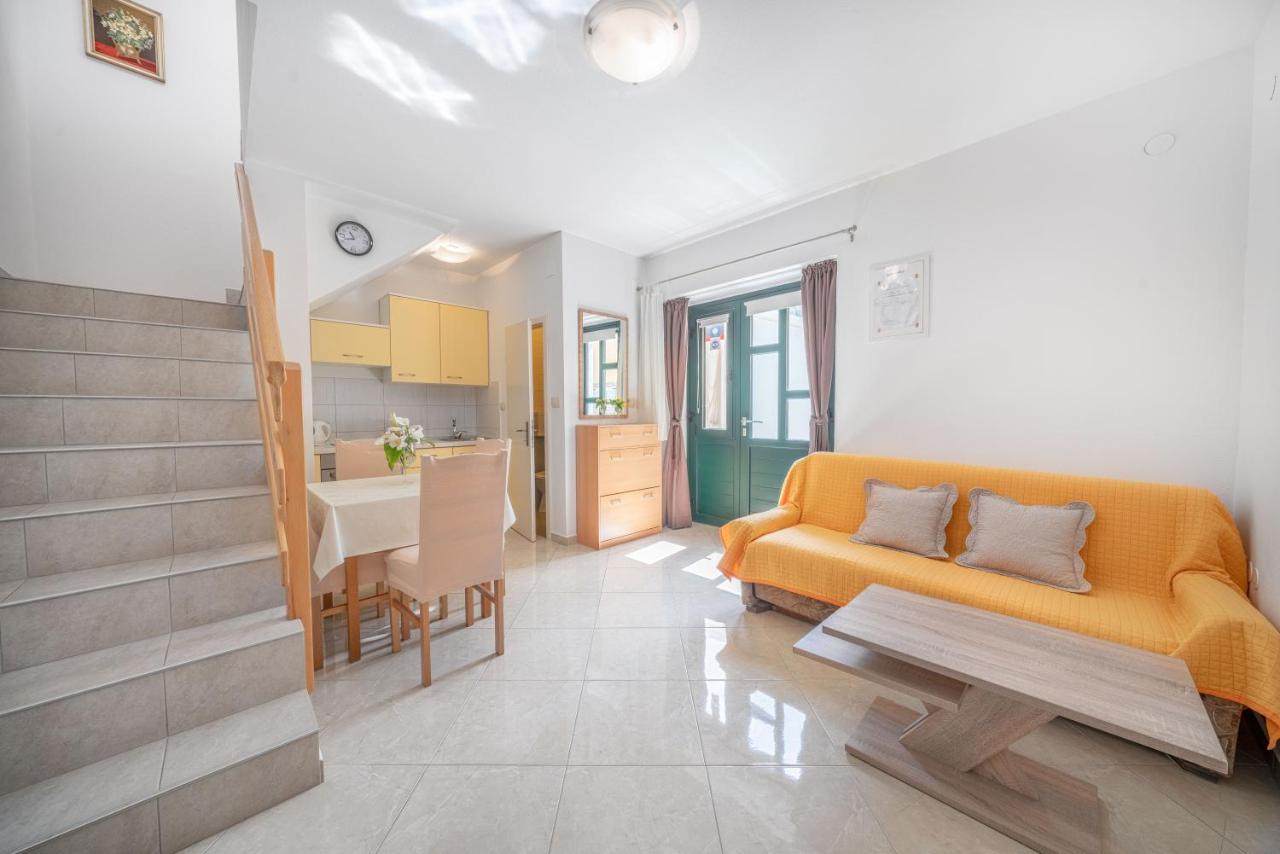 Bebe Apartment Vodice Exteriör bild