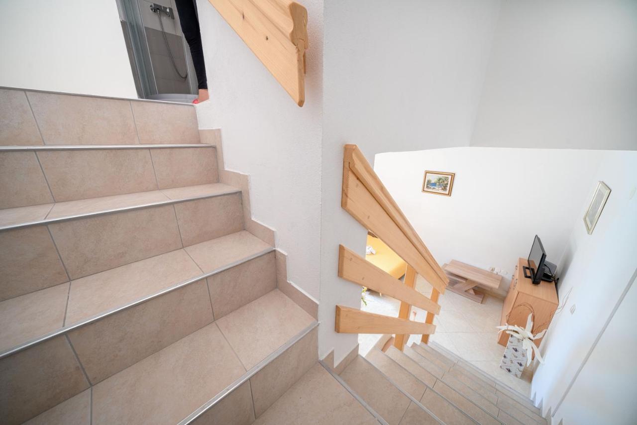 Bebe Apartment Vodice Exteriör bild